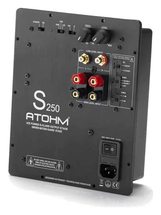 Atohm S250-X — module d’amplification S250 vu de trois-quarts : réglages, entrées et interrupteur