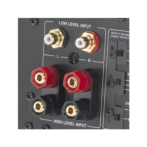 Atohm S500-X — entrées bas niveau (RCA) et haut niveau (bornes haut-parleur) du module d’amplification