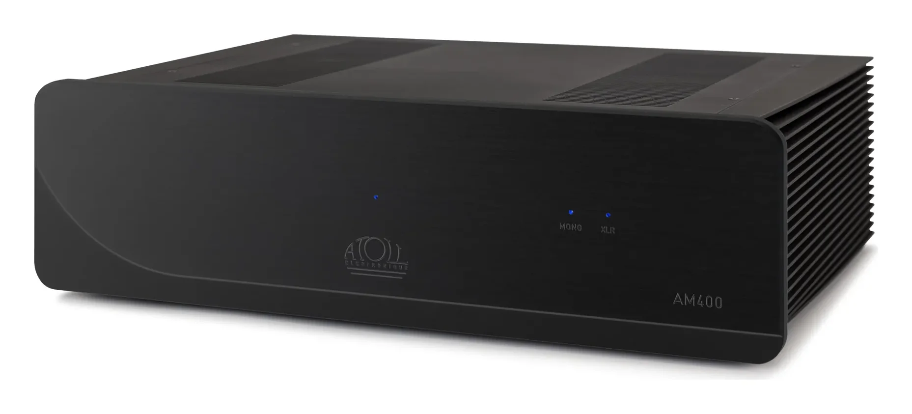 Atoll AM400 Evolution — Finition aluminium brossé anodisé noir.